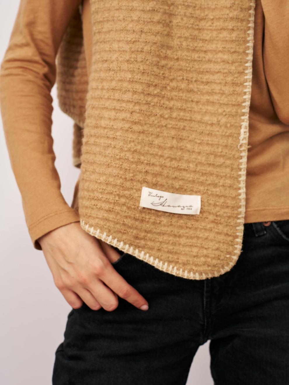 Vintage Havana Scarf/ Ruanas | Women BLANKET STITCH KNIT SCARF - WHEAT/IVORY Wheat/ivory