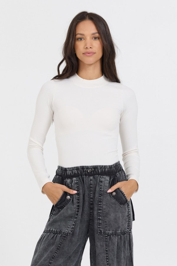 Vintage Havana Tees | Women Pale Ivory Seamless Mock Neck Top Pale Ivory